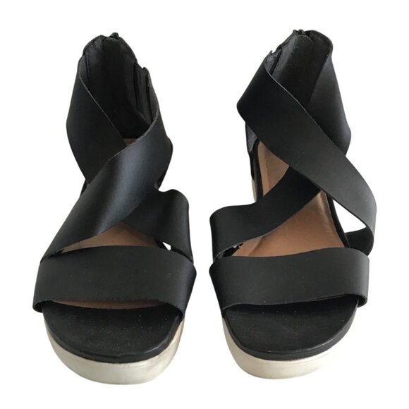 WOMENS BLACK STRAPPY SANDAL ZIP UP CLOSURE SIZE 9 - Picture 1 of 5